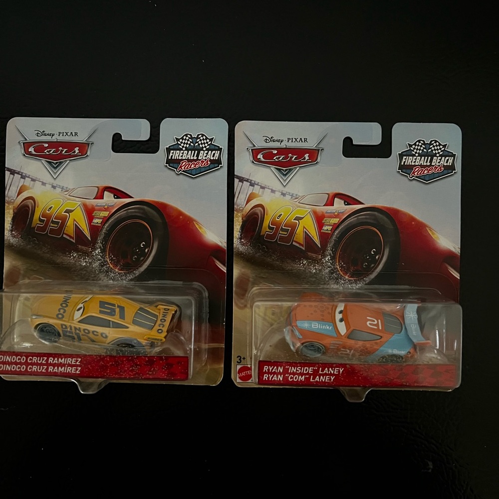 Cars Dinoco Cruz Ramirez & Ryan Laney Toy Set